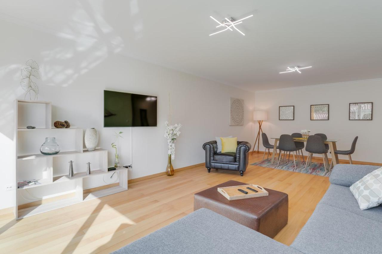Sunny Beach Machico Apartment By Hr Madeira المظهر الخارجي الصورة